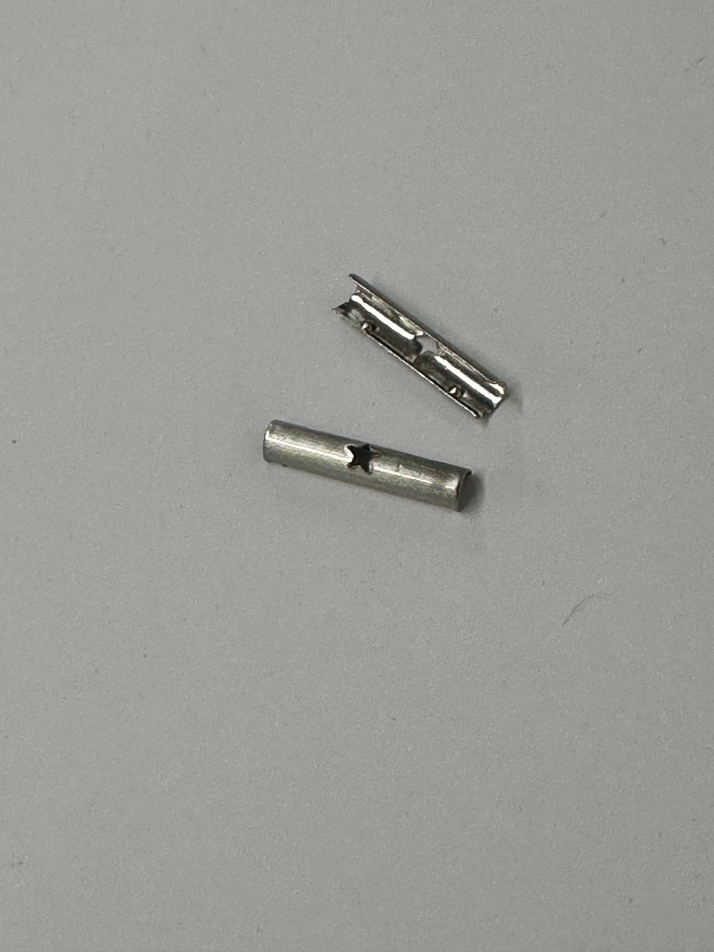 Aglet - Brushed Silver (250 Pack)